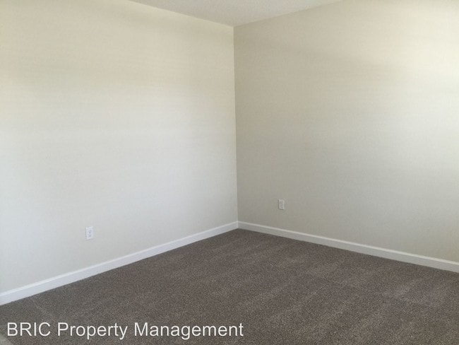 Building Photo - 4 br, 2.5 bath House - 9808 Pecan Hickory Way
