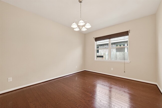 Foto del edificio - 111 Pheasant Run Dr