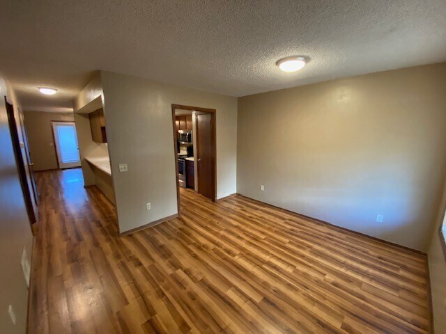 Foto del edificio - 776 N Storer Ave