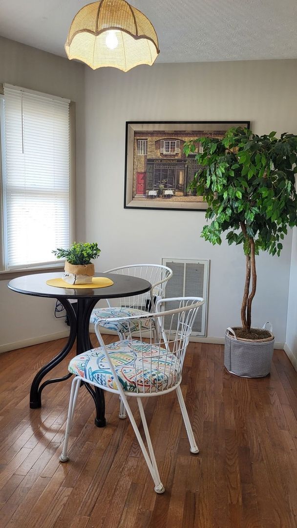 Foto del edificio - 1444 Ben T Johns Rd