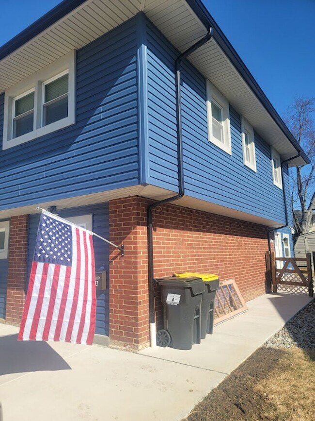 Foto del edificio - 2128A Ferguson Drive