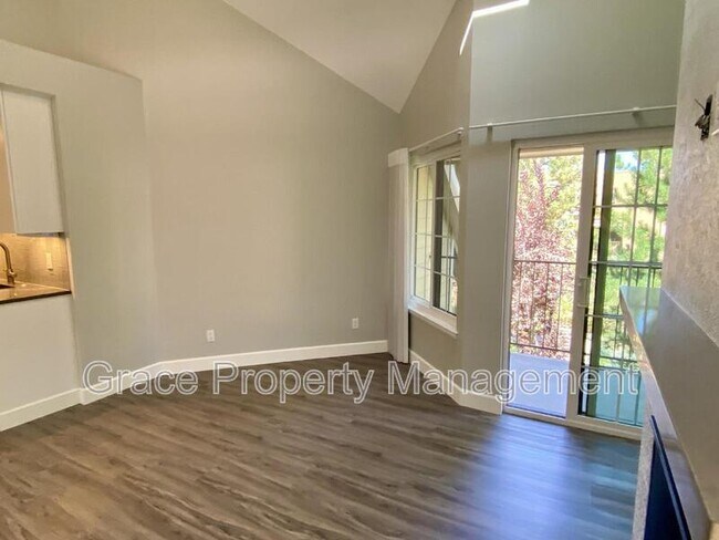 Foto del edificio - 4846 E Kentucky Ave