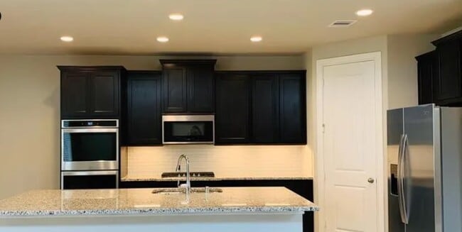 Building Photo - 2251 Green Kale Dr