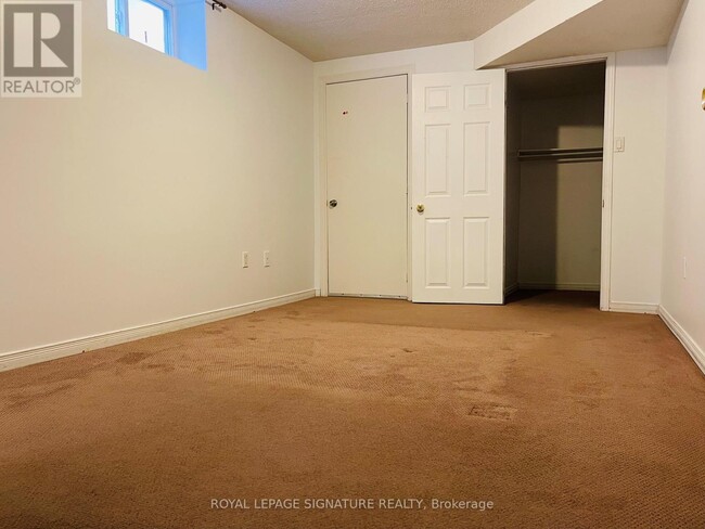 Building Photo - 803 Sombrero Way