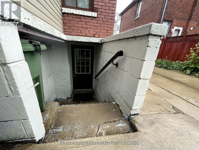 Building Photo - 20 Birch Ave