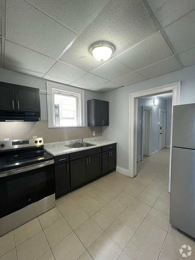 Building Photo - 96 Orient Ave