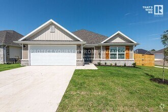 Building Photo - 617 Wagon Wheel Ave