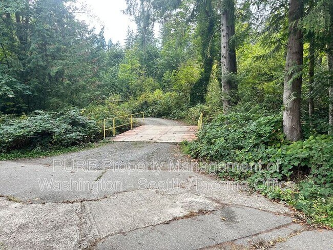 Foto del edificio - 6311 151st St NW