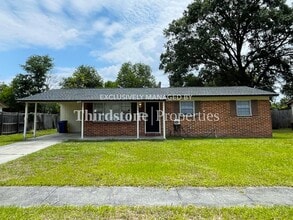 Building Photo - 2569 Kershaw Dr W
