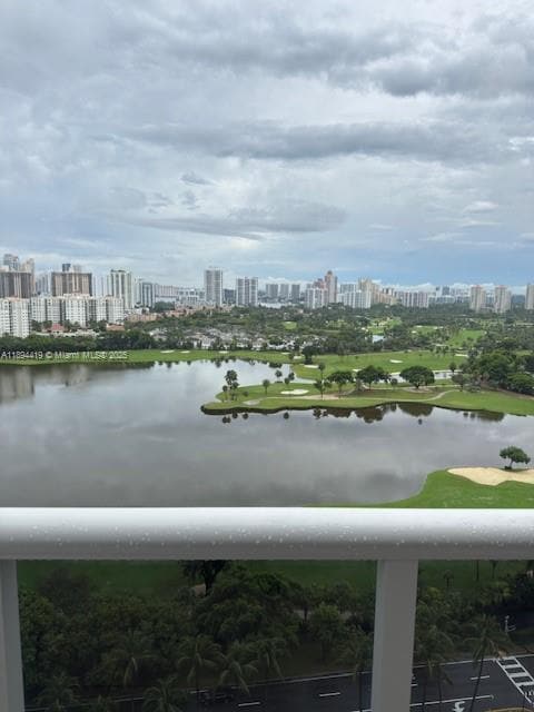 Foto del edificio - 3625 N Country Club Dr