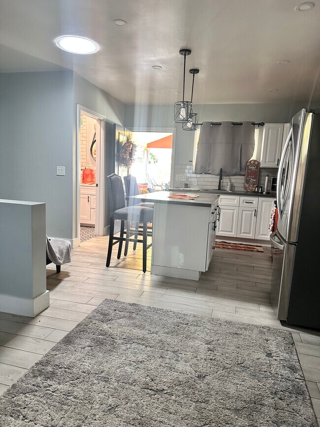 Foto del edificio - 11669 Killian St
