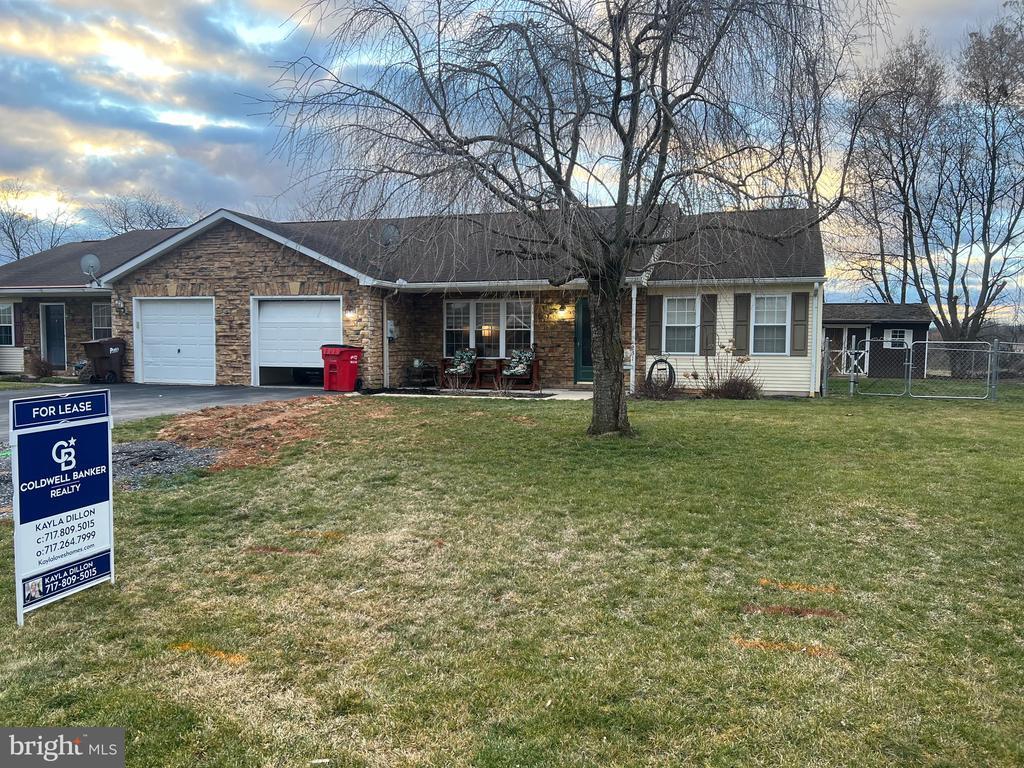 231 Hedgerow Dr, Chambersburg, PA 17202 House Rental in Chambersburg