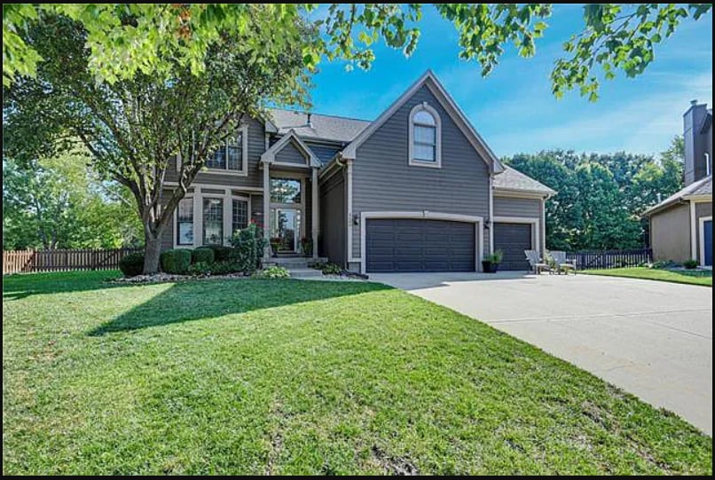 8000 W 146th St, Overland Park, KS 66223 House Rental in Overland Park, KS