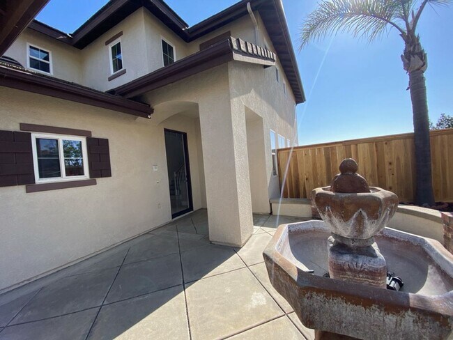Foto del edificio - Great 4 Bd/3Bth in the San Marcos Santa Fe...