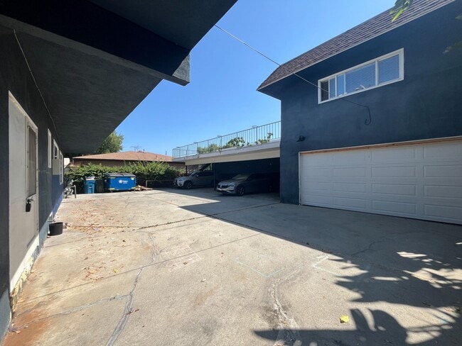 Foto del edificio - 12128 Ramona Ave