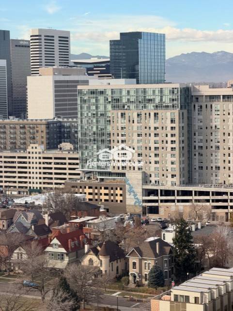 Building Photo - 100 Park Ave W