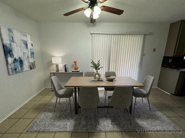 Building Photo - 1201 Ridgemont Dr