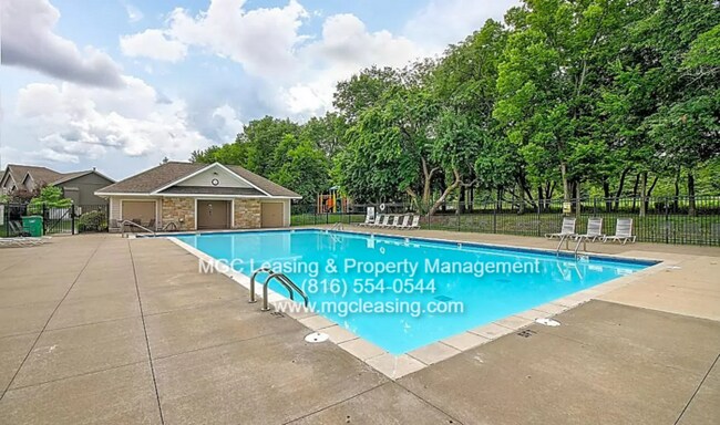 Foto del edificio - Secure Your Spot at Timber Trails—Move-In ...