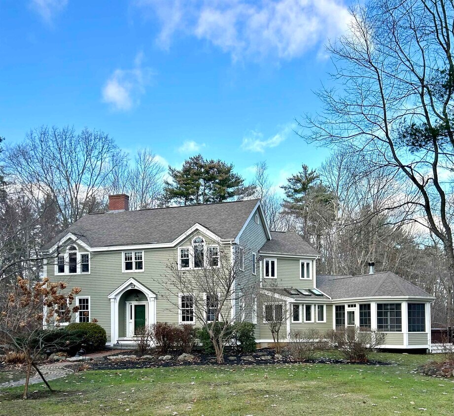 Primary Photo - 88 Fern Ave
