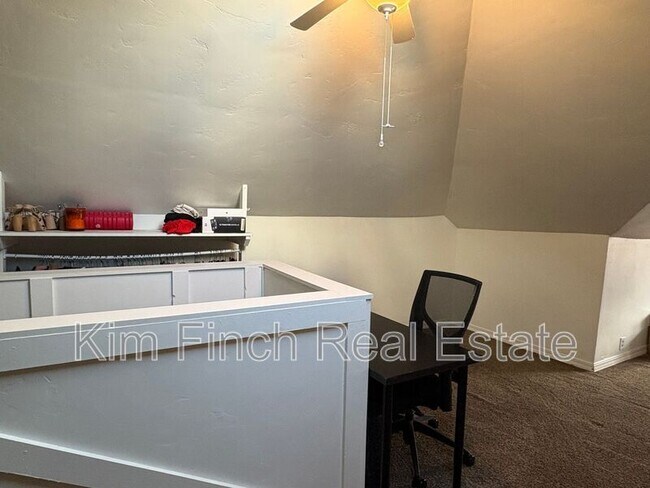 Foto del edificio - 1149 S Lk St