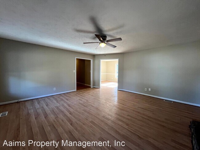 Foto del edificio - 3 br, 2 bath House - 6936 Bostick Drive