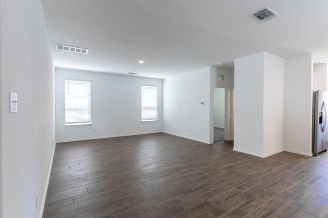 Building Photo - 308 Redonda Dr