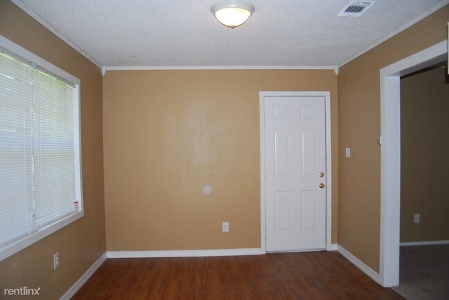 Foto del edificio - 3 br, 1.5 bath House - 2534 Tandy Dr