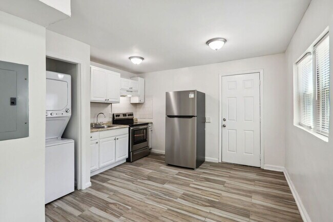 Foto del edificio - 619 Oliver St NW