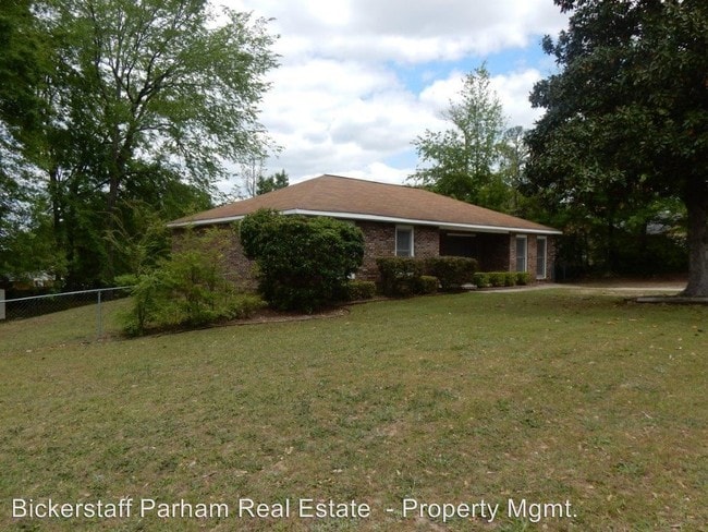 Building Photo - 5559 Eastbrook Ln