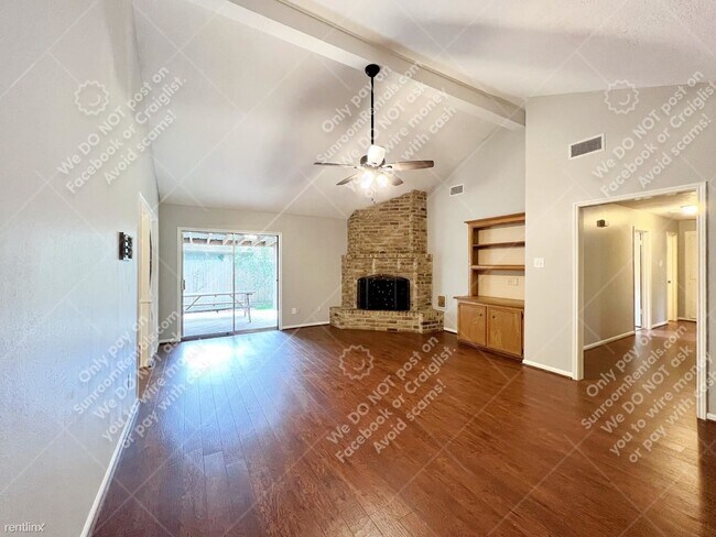 Building Photo - 3 br, 2 bath House - 2 Columbia St