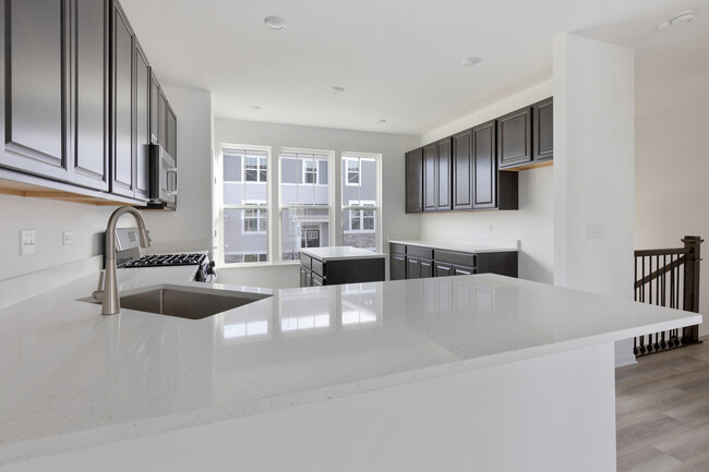 Foto del edificio - 541 Wolverine Dr