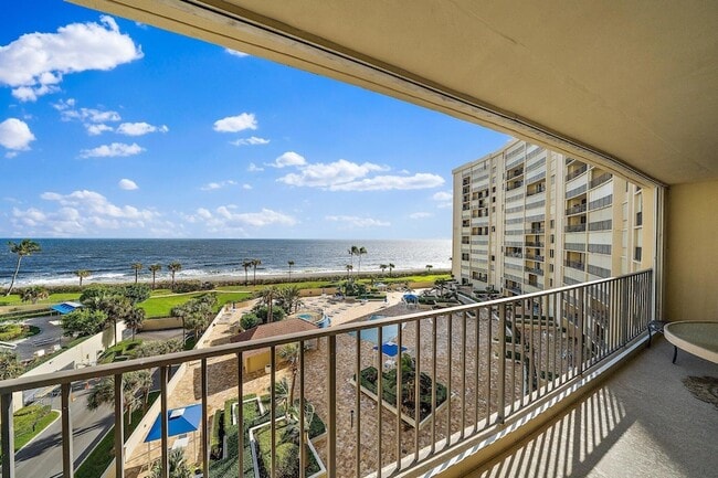 Foto del edificio - 100 Ocean Trail Way