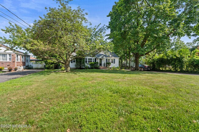 Building Photo - 377 Westwood Ave