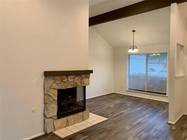 Foto del edificio - 9514 John Bank Dr