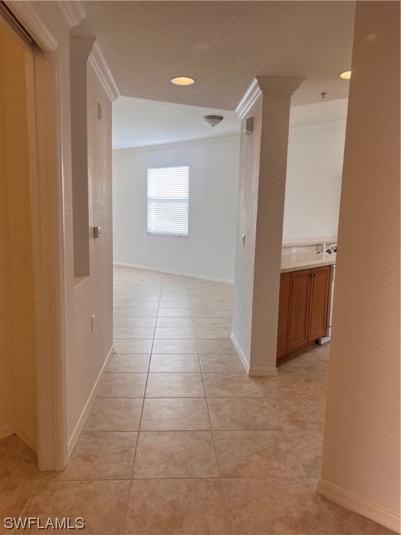 Building Photo - 8470 Kingbird Loop