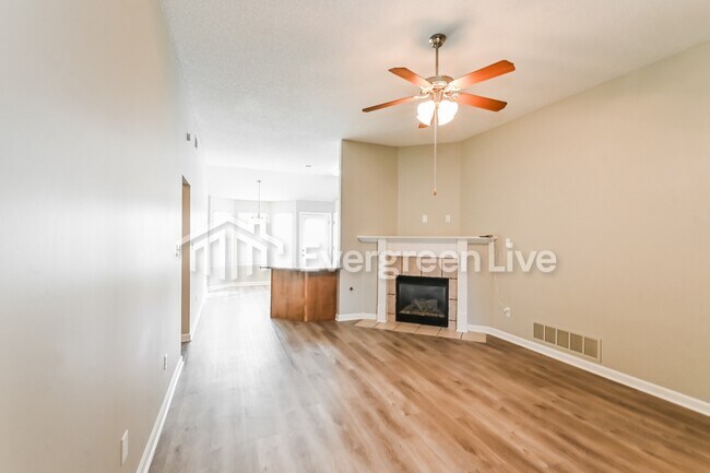 Foto del edificio - 7864 Allen Ridge Ln