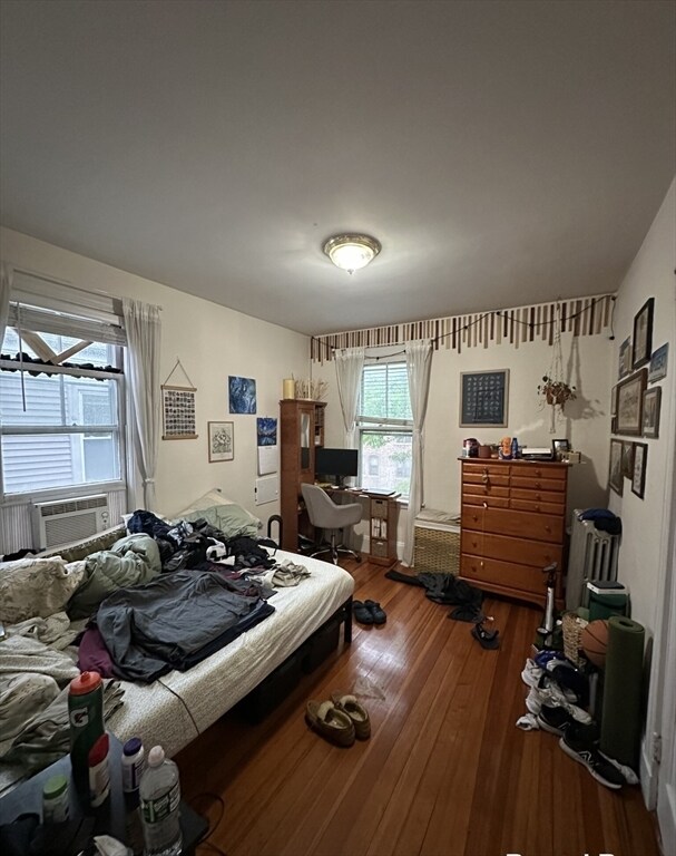 Foto principal - 166 Kelton St