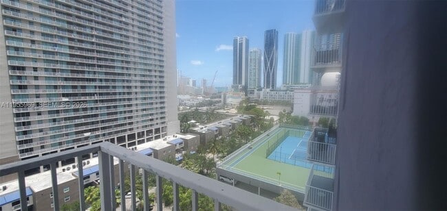 Foto del edificio - 850 N Miami Ave