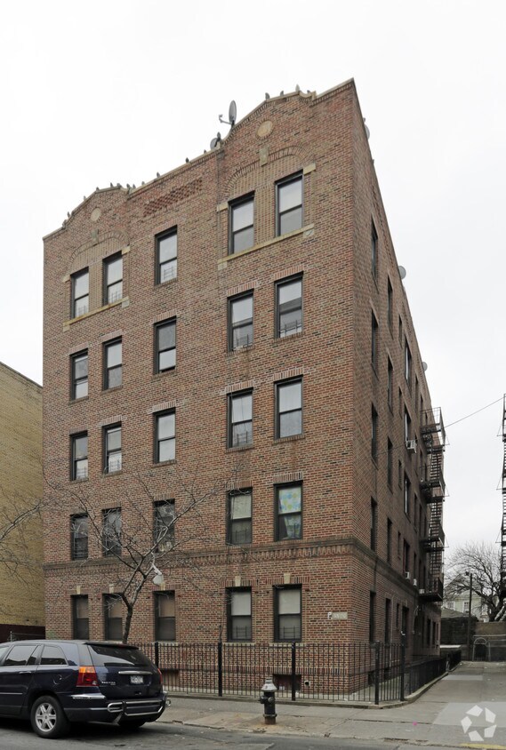 Building Photo - 3530 94th St