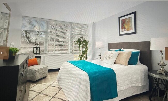 Foto del edificio - 2937 S King Dr