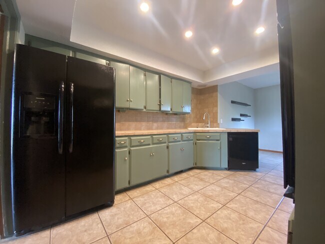 Foto del edificio - 2333 Cottonwood Rd