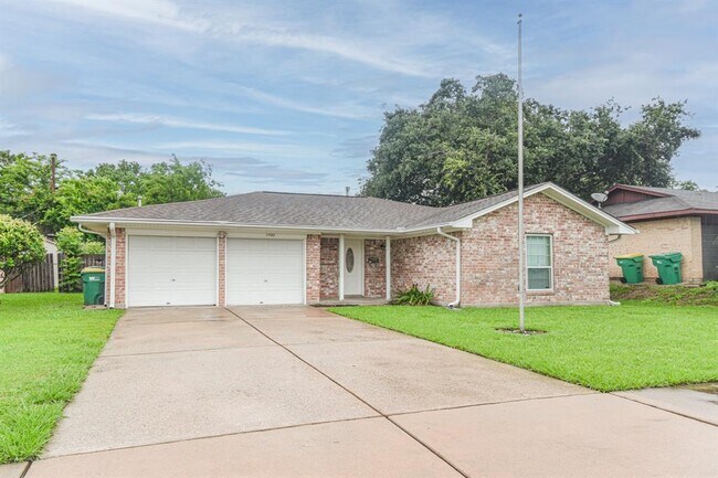 Foto del edificio - 1732 Dolphin Dr