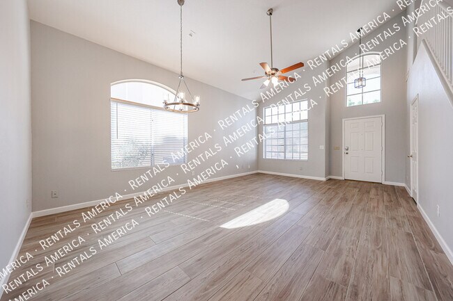 Building Photo - 6784 W Louise Dr