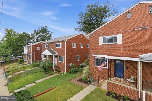 Building Photo - 48 W Taylor Run Pkwy