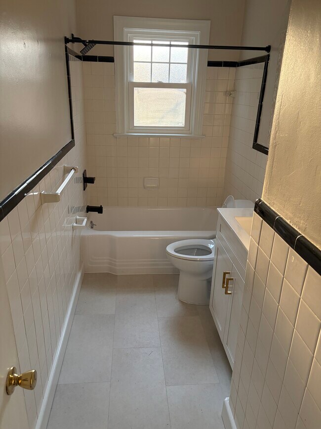 Foto del edificio - 536 Cavalier Dr