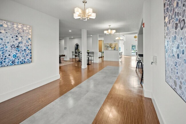 Oficina de arrendamiento - Mosaic at Lake Toho