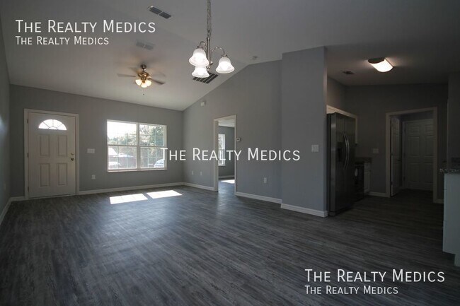 Foto del edificio - 2839 SW 165th Pl