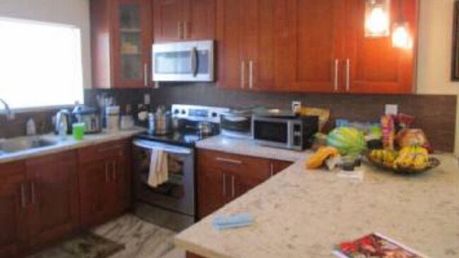Building Photo - 4059 Allendale Avenue, Unit 1