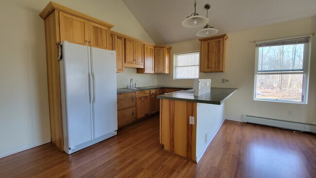 Building Photo - 97 Peruville Rd