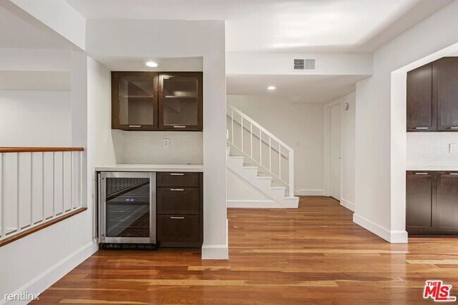 Foto del edificio - 3 br, 3 bath Townhome - 17165 Palisades Cir